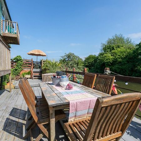 Вилла Riverside Escape Iden Rye Экстерьер фото