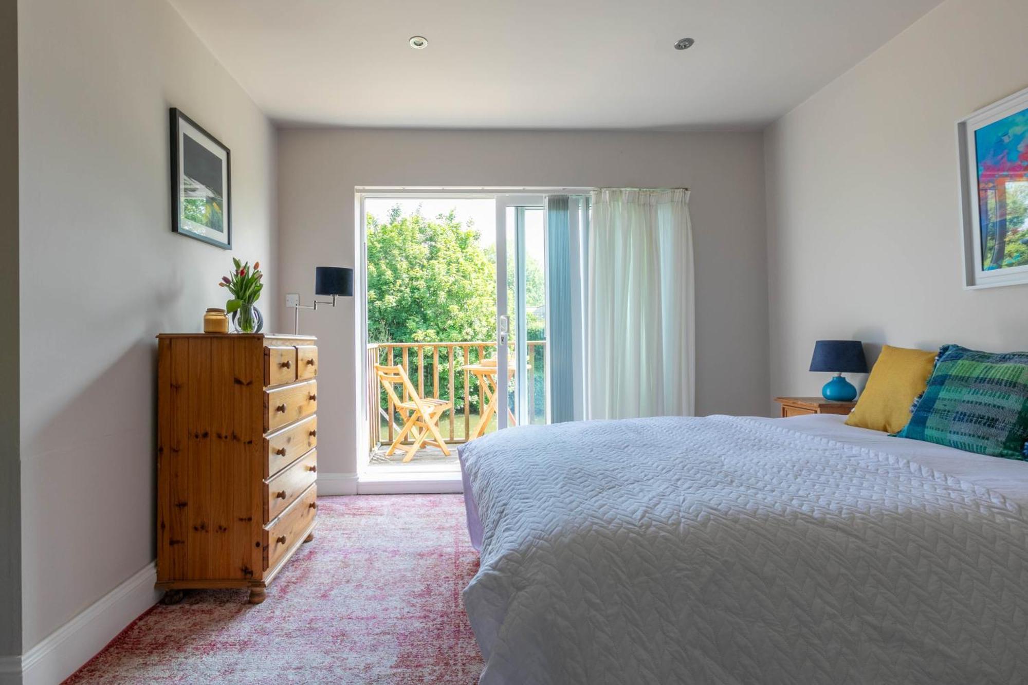 Вилла Riverside Escape Iden Rye Экстерьер фото