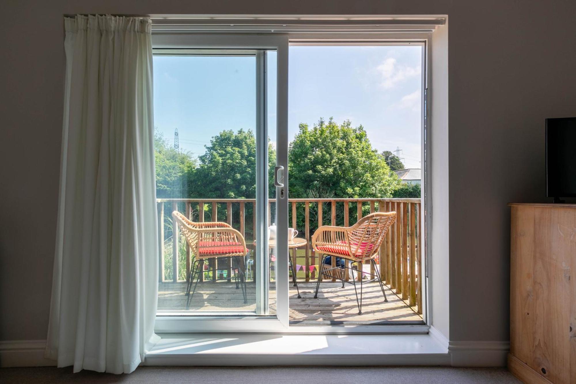 Вилла Riverside Escape Iden Rye Экстерьер фото