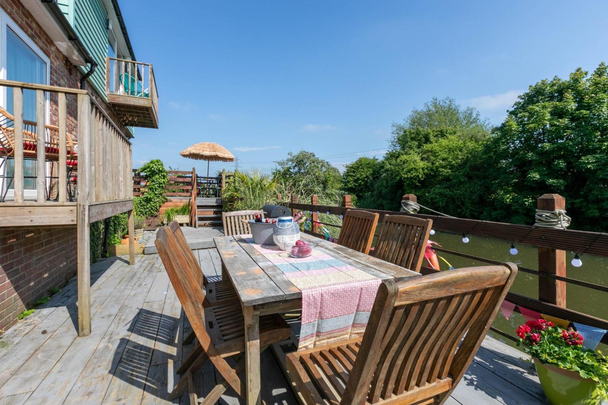 Вилла Riverside Escape Iden Rye Экстерьер фото